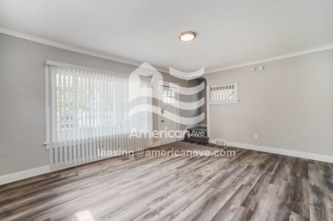 Building Photo - 625 Colima Dr