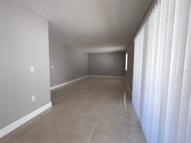 Building Photo - 4711 S Texas Ave