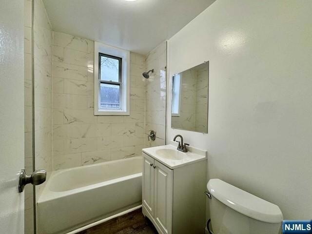 Building Photo - 197 Lafayette Pl