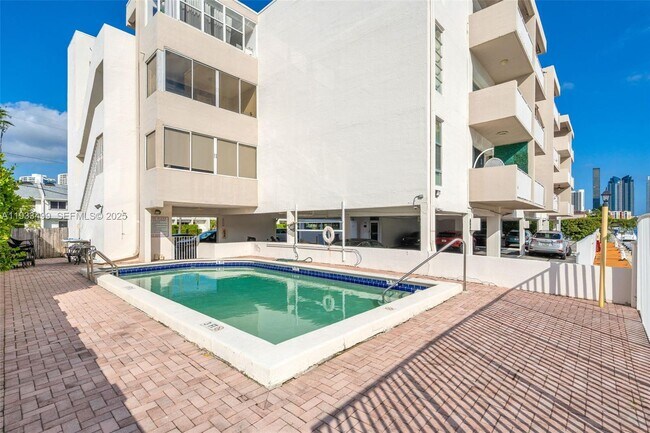 Building Photo - 3716 NE 168th St