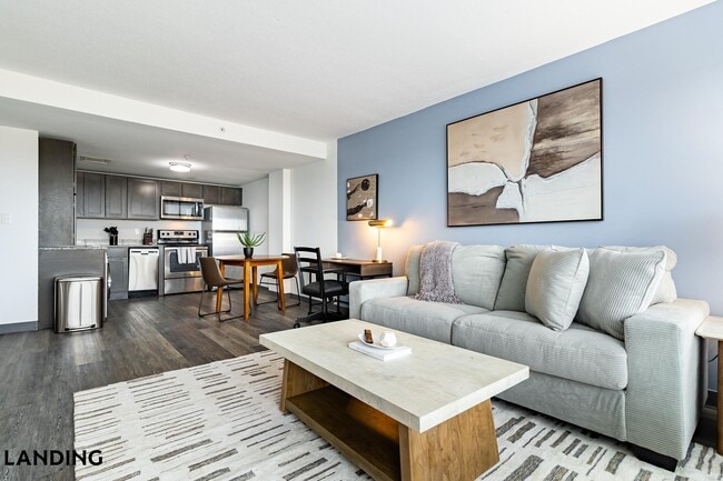 Building Photo - 50 Morgan St N