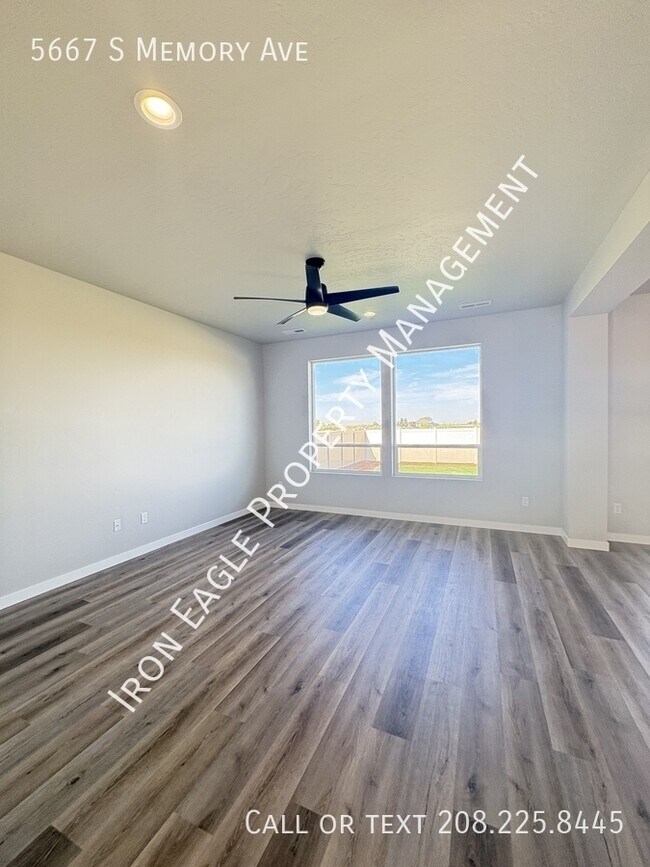 Building Photo - 5667 S Memory Ave