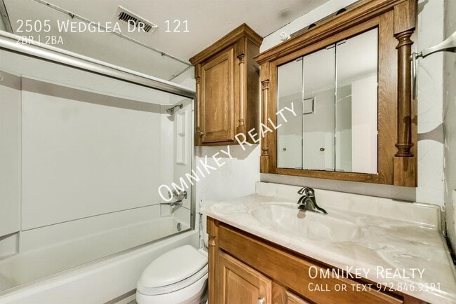 Building Photo - 2505 Wedglea Dr