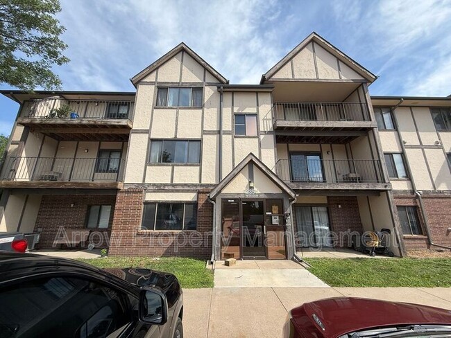 Primary Photo - 2354 N 44th St