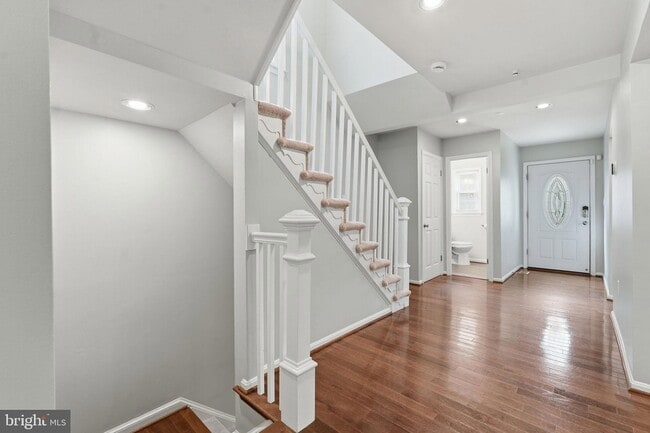 Building Photo - 7381 Jiri Woods Ct