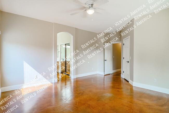 Building Photo - 33620 N 26th Ave