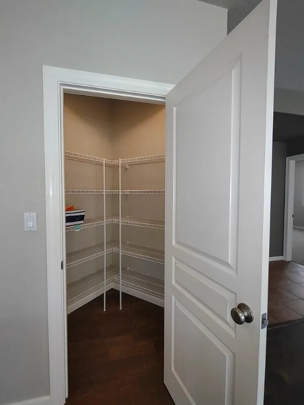 Building Photo - 5069 Wilmont Ct