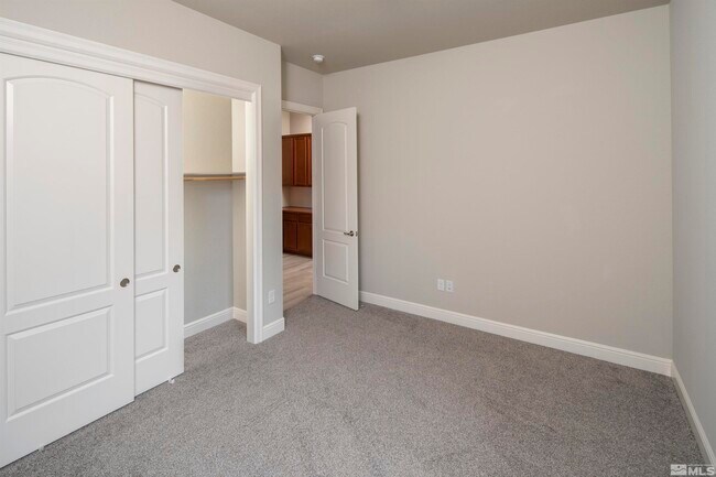 Building Photo - 11581 Anthem Dr