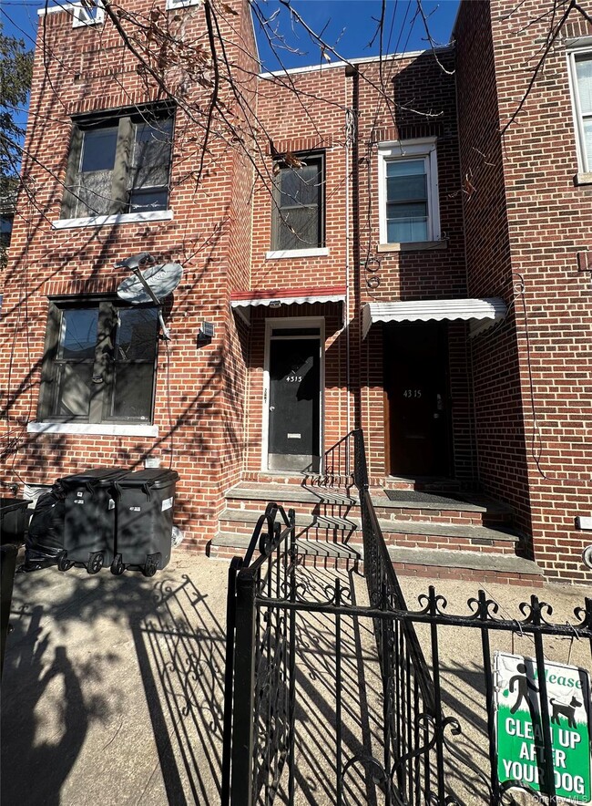 Building Photo - 43-13 25th Ave