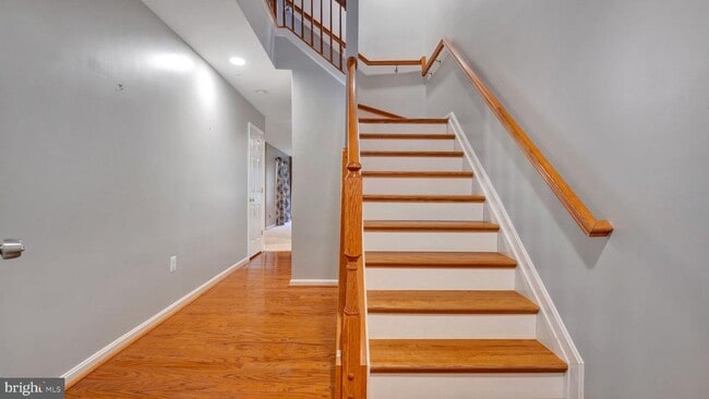 Building Photo - 2453 Cheyenne Dr
