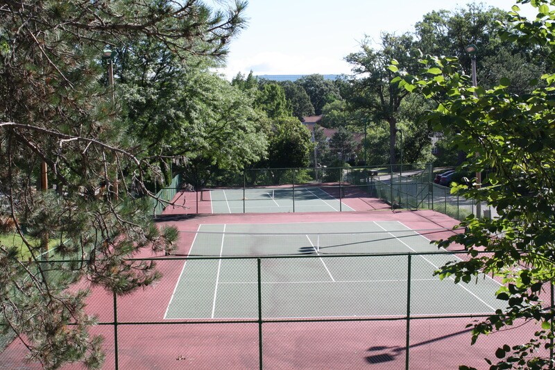 Building Photo - 1508 E Swan Cir