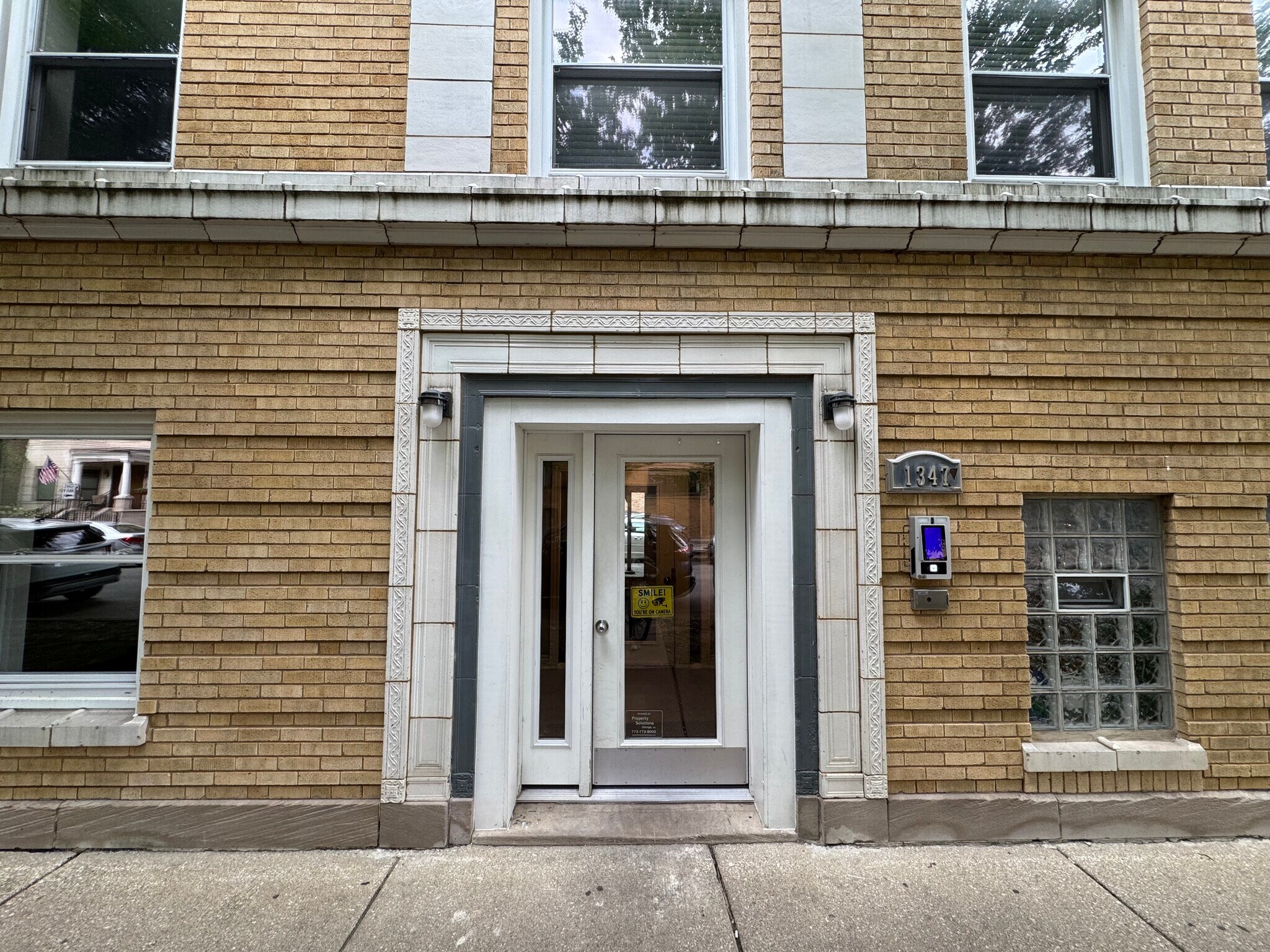 Building Photo - 1347 W Eddy St