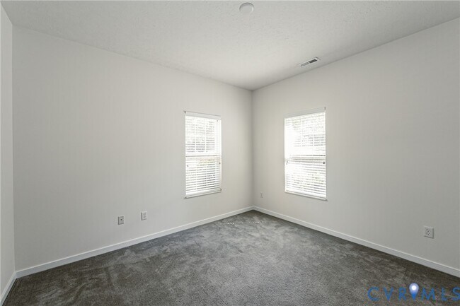 Building Photo - 7301 Norwood Pond Pl