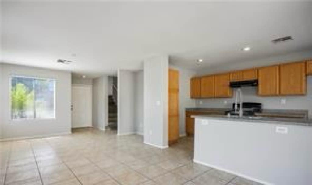 Building Photo - 2076 Pillar Pointe St