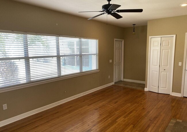 Building Photo - 1501 Shannon Ave