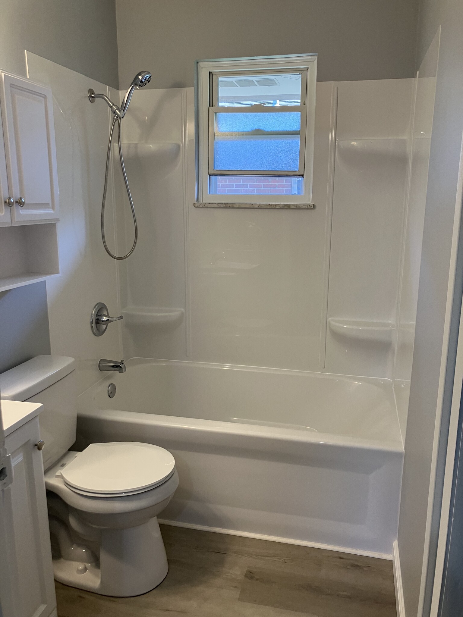 New Bathroom! - 1157 Eastfield Rd