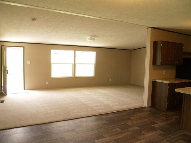 Building Photo - 162 Brandenburg Dr