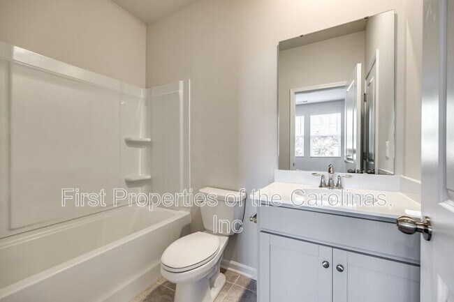 Building Photo - 143 Morning Gap Pkwy