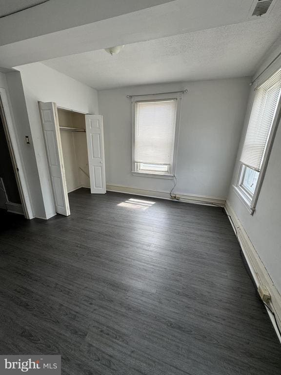 Building Photo - 219 Ryers Ave