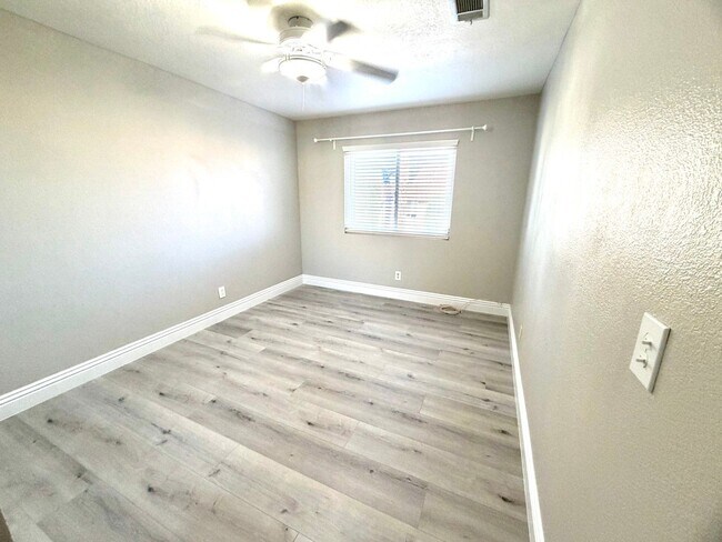 Building Photo - Gorgeous 4 Bedroom, 2 Story Home with a Beautiful Pool in the Lakes!