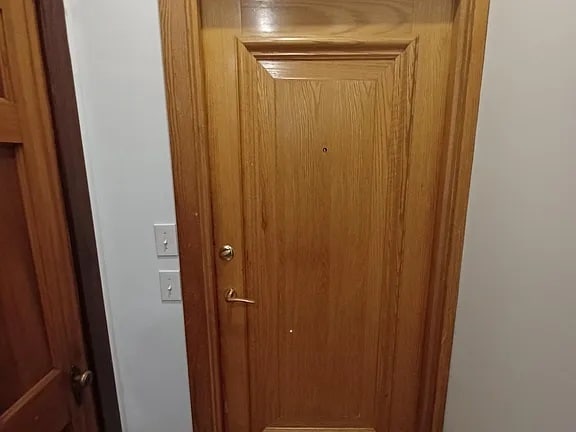 Solid Oak Entry Door - 4137 Manchester Ave