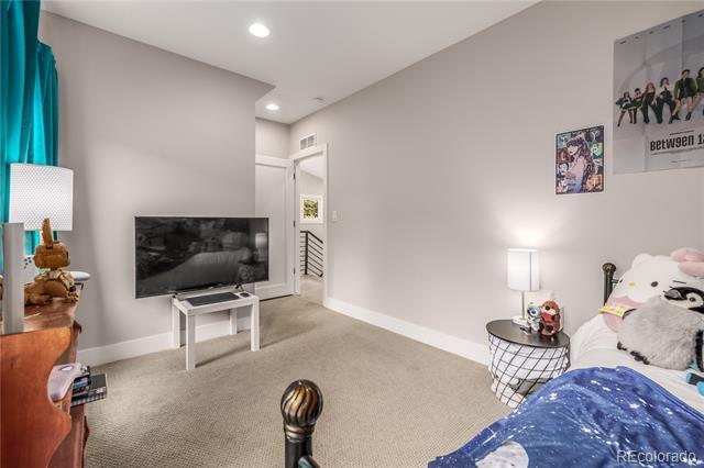 Building Photo - 1468 S Washington St