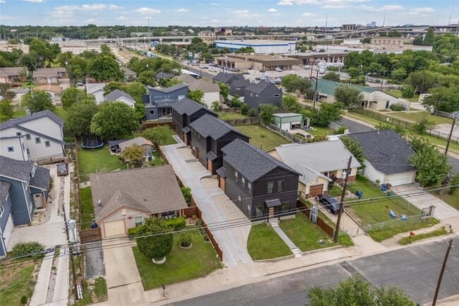 Building Photo - 7310 Carver Ave