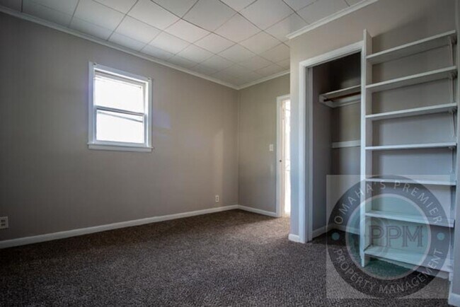 Building Photo - $300.00 off Deposit!!!  Charming 3+ Bedroo...