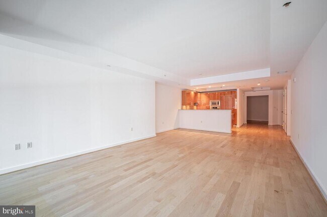 Building Photo - 1881 N Nash St