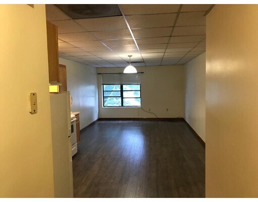 Building Photo - 13 E Hoyle St