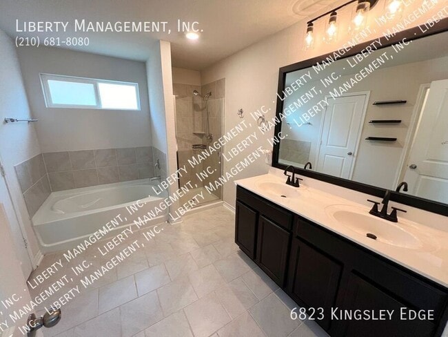 Building Photo - 6823 Kingsley Edge