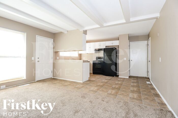 Building Photo - 2881 Wintergreen Dr