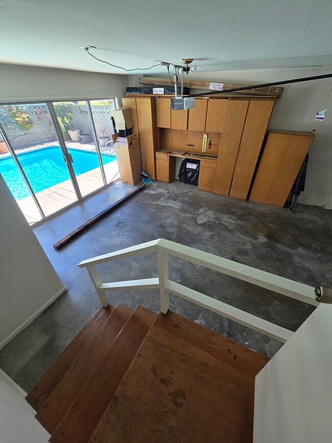 Building Photo - 1501 Edris Dr