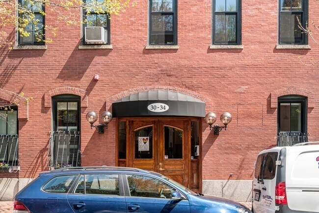 Building Photo - 30 E Concord St