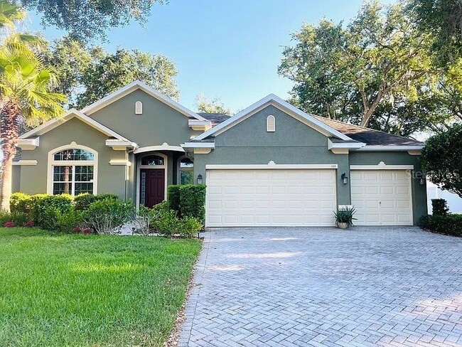 Primary Photo - 105 E Blue Water Edge Dr