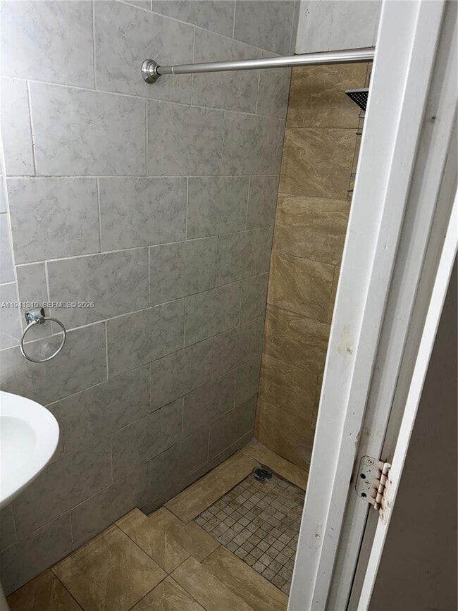 Building Photo - 2101 NW 105th Terrace