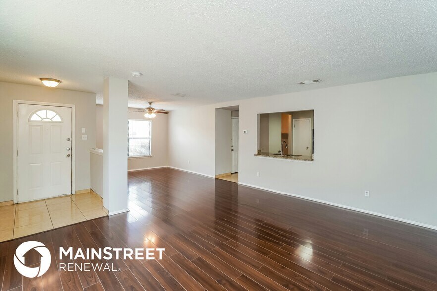 Building Photo - 9707 Astin Pl