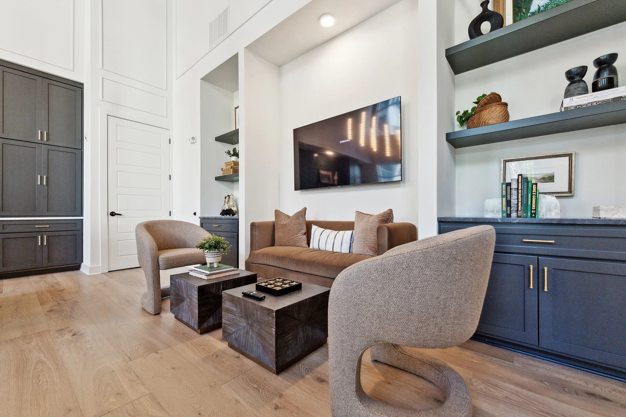 Building Photo - 4670 Merchants Park Cir