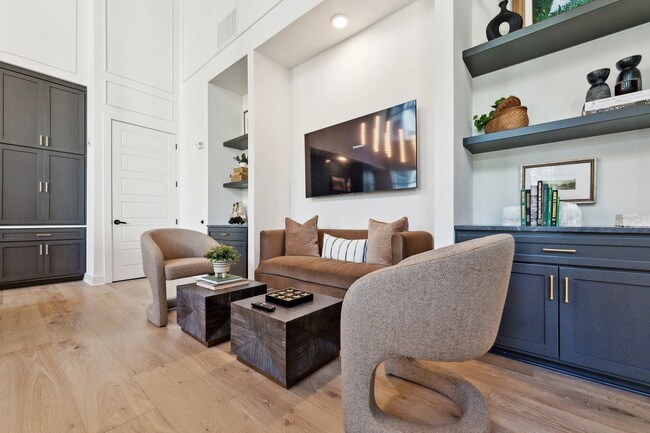 Building Photo - 4670 Merchants Park Cir