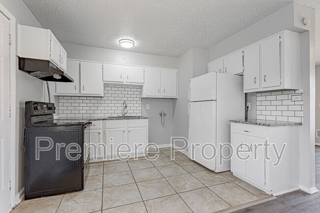 Building Photo - 11123 Blue Ridge Blvd