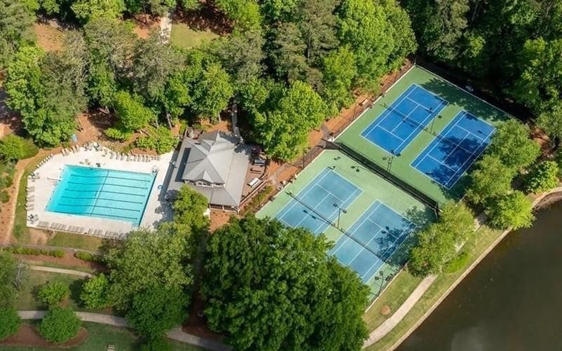 Building Photo - 227 Quail Run