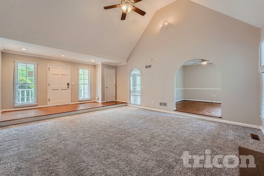 Building Photo - 4994 Sandyhook Ct NW