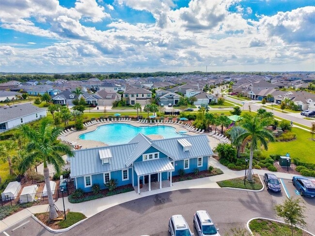 Building Photo - 5709 Silver Sun Dr