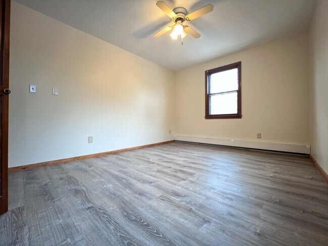 Building Photo - 23 Hospital Rd