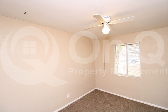Building Photo - 2417 N 20th Dr