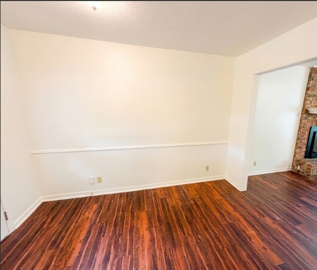 Building Photo - AVAILABLE NOW; APPLY TODAY ON OUR WEBSITE!!!