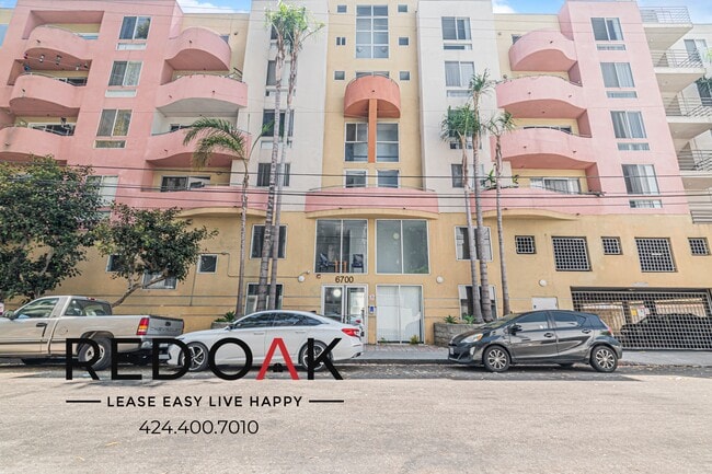 Building Photo - 6700 Franklin Pl