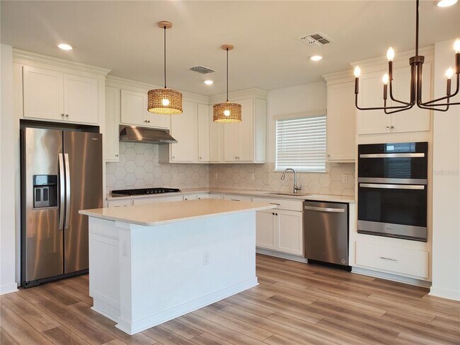 Building Photo - 6667 Depue Dr
