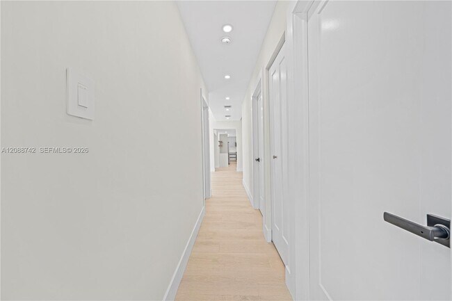 Building Photo - 11300 SW 43rd St