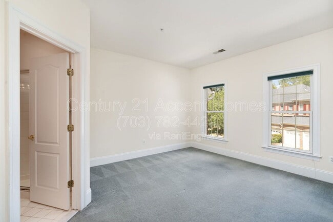 Building Photo - 8401 Tysons Trace Ct
